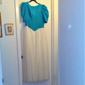 Vintage Turquoise & White Bridesmaid/Prom Dress - Size 13/14